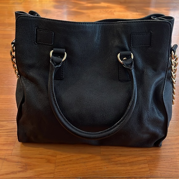 Black Leather Michael Kors Hamilton North South Tote with Gold Grommet Detailing - Picture 2 of 9